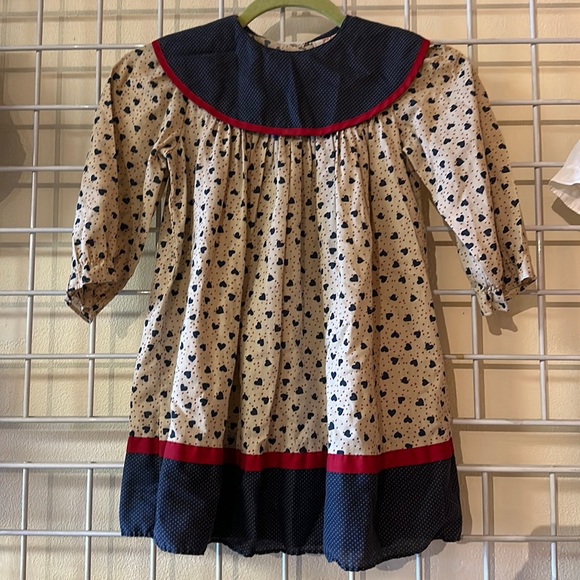 Girls Vintage Jill Lynn Heart Pattern Dress with Bib Collar - Picture 1 of 7